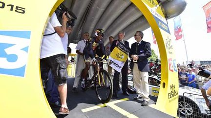 &nbsp; (L'Erythréen Daniel Teklehaimanot a ouvert la 102e édition du Tour de France en s'élançant en premier à l'assaut des 13,8 kilomètres du chrono d'ouverture, samedi à 14 heures à Utrecht aux Pays-Bas © Maxppp)