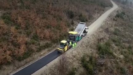 Slovaquie : des routes fabriquées à partir de déchets plastiques