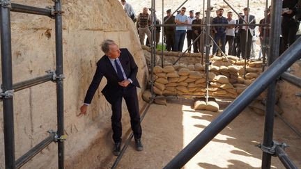 Daniele Morandi&nbsp;Bonacossi, co-directeur italien de la mission archéologique sur le site de Faida en Irak, le 16 octobre 2022. (ISMAEL ADNAN / AFP)