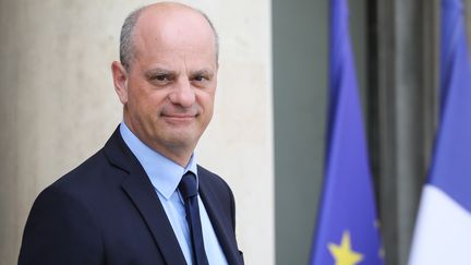 Le ministre de l'Education nationale, Jean-Michel Blanquer, quitte l'Elysée, le 28 août 2019. (LUDOVIC MARIN / AFP)