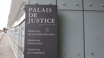 L'entrée du palais de justice de Pontoise (Val-d'Oise), le 13 février 2018. (FRANCOIS MORI/AP/SIPA)