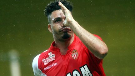 Le Mon&eacute;gasque Emmanuel Rivi&egrave;re f&ecirc;te son but face &agrave; Bastia, le 25 septembre 2013, &agrave; Monaco, lors de la 7e journ&eacute;e de Ligue 1. ( MAXPPP)