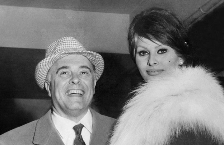 Sophia Loren et Carlo Ponti dans les années 60
 (STAFF / AFP)