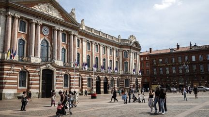 La place du Capitole, à Toulouse. (CHARLY TRIBALLEAU / AFP)