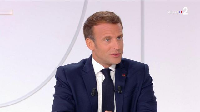 Emmanuel Macron admet des erreurs mais invoque la conjoncture