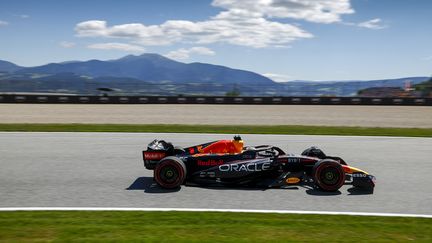 La monoplace de Max Verstappen sur le Red Bull Ring du Grand Prix d'Autriche, lors des qualifications, le 8 juillet 2022. (DPPI / AFP)