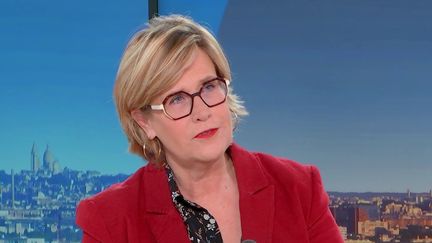 Opération de Michel Barnier : "Pas de polémique, il est en pleine forme", assure Marie-Agnès Poussier-Winsback, ministre déléguée chargée de l’Economie sociale et solidaire (franceinfo)