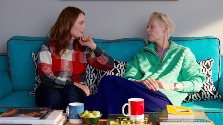 Juliane Moore et Tilda Swinton dans "La chambre d'à côté" de Pedro Almodovar (SONY PICTURES CLASSICS / COURTESY EVERETT COLLECTION)