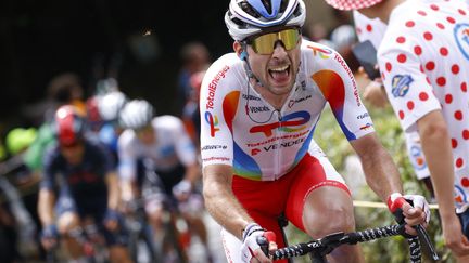 Pierre Latour (Total Energies) est très en vue sur ce 108e Tour de France. (THOMAS SAMSON / AFP)