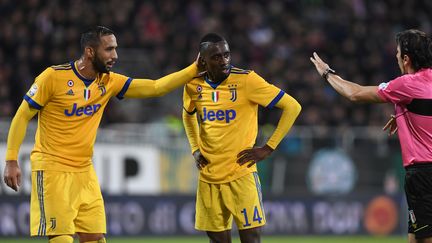 Le milieu de terrain Blaise Matuidi (au milieu) lors de la rencontre de la Juventus à Cagliari (Italie), samedi 6 janvier 2018. (ALBERTO LINGRIA / REUTERS)