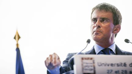 Le Premier ministre, Manuel Valls, le 27 ao&ucirc;t 2014 &agrave; l'universit&eacute; d'&eacute;t&eacute; du Medef, &agrave; Jouy-en-Josas (Yvelines). (FRED DUFOUR / AFP)