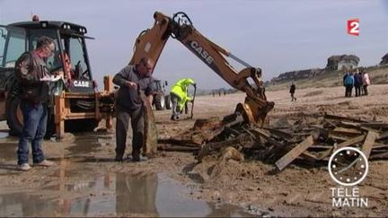 Une barge du Débarquement découverte en Normandie