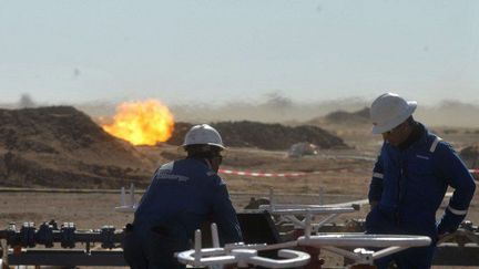 Premier puits de gaz de schiste à In Saleh, 27 décembre 2014 (Fayçal Nechouf/afp)