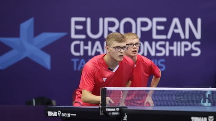 Alexis (à gauche) et Félix Lebrun, lors des Championnats européens de tennis de table de Munich, en août 2022. (REMY GROS / UNION EUROPEENNE DE TENNIS DE TABLE)