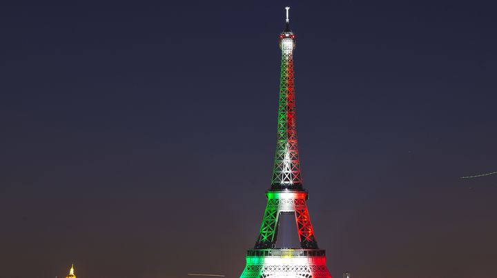 La tour Eiffel le soir du 14 juillet 2015 &agrave; Paris.&nbsp; (JOEL SAGET / AFP)