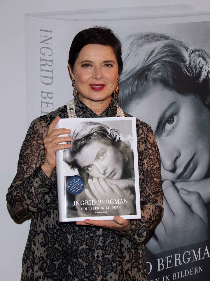 Isabella Rossellini lors de la promotion de son livre sur sa mère, Ingrid Bergman, en Allemagne en 2013.
 (REX/Willi Schneider/REX/SIPA)