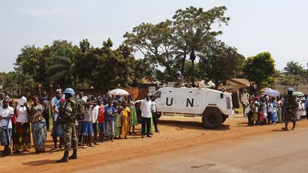 &nbsp; (Une patrouille de la Minusca à Bangui, en novembre 2015. © Stefano Rellandini/REUTERS)