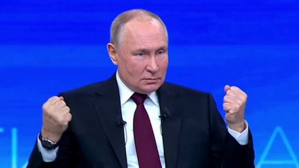 Russie : Vladimir Poutine affiche son optimisme lors de son show annuel