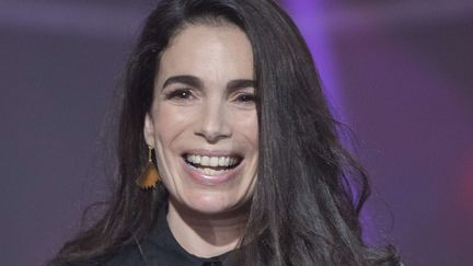 Yael Naim sacrée meilleure artiste de l'année aux Victoires de la musique 2016
 (Jacques Brinon / AP / SIPA)