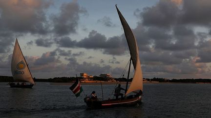 Au large de l’île de Limu au Kenya&nbsp; (SIEGFRIED MODOLA / REUTERS)