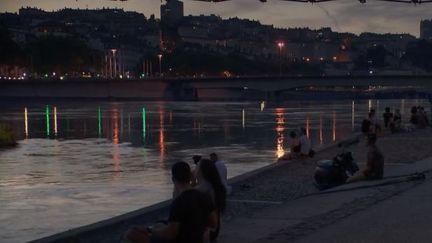 Canicule à Lyon : les habitants ne trouvent pas le sommeil