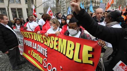 Manifestation à Paris des employés de maisons de retraite, le 30 janvier 2018. (JACQUES DEMARTHON / AFP)