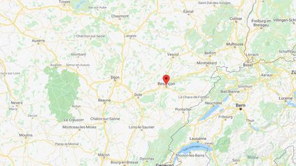 Une auxiliaire de vie est soupçonnée d'avoir volé 140 000 euros à un vieil homme, dans l'agglomération de Besançon. (GOOGLE MAPS)