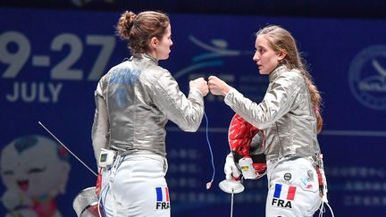 A la suite du déconfinement,Caroline Queroli et Cécilia Berder ne pourront pas encore se passer le relai comme lors de la finale des championnats du monde 2019. (BIZZI TEAM)