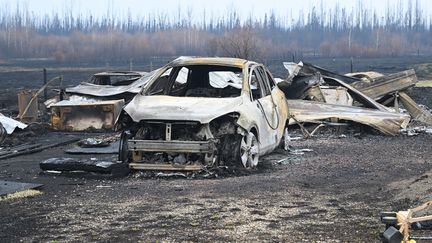 Les feux ont commencé à ravager les provinces occidentales de l'Alberta et de la Saskatchewan début mai. Ici, à Drayton Valley, le 8 mai 2023. (WALTER TYCHNOWICZ / AFP)