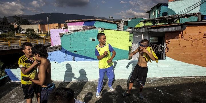 "J'ai aimé la ville, son énergie", explique l'artiste Tarik Bouanani.
 (JOAQUIN SARMIENTO / AFP)