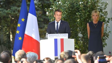 Macron pour une "transformation en profondeur" de la France