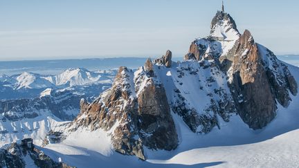 Aiguille du Midi : le téléphérique reprend du service