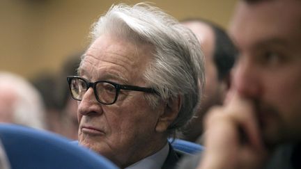 Roland Dumas &agrave; une conf&eacute;rence de presse le 6 mai 2011, au S&eacute;nat, &agrave; Paris. (JOEL SAGET / AFP)