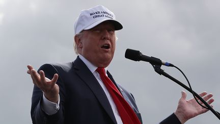 Le candidat républicain Donald Trump lors d'un meeting à Lakeland en Floride (Etats-Unis), le12 octobre 2016. (JOE RAEDLE / GETTY IMAGES NORTH AMERICA / AFP)