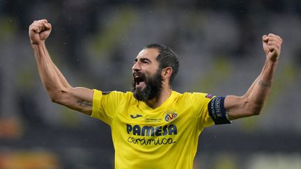 Raul Albiol et Villarreal ont remporté l'édition 2021 de la Ligue Europa face à Manchester United. (MICHAEL SOHN / POOL)