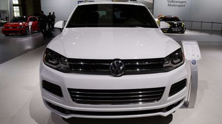 Un Touareg&nbsp;Volkswagen, au Salon de l'auto à Chicago (Illinois) le 7 février 2015.&nbsp; (NAM Y. HUH / AP / SIPA)