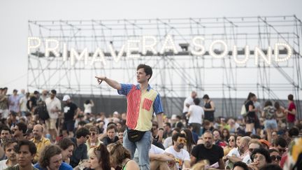 Le public du fetival Primavera Sound à Barcelone (Espagne), le 3 juin 2022. (MARTA PEREZ / EFE)