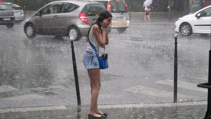 &nbsp; (19 départements en alerte orange aux orages, dont l'Allier et le Puy-de-Dôme toujours sous surveillance pour la canicule © maxPPP)