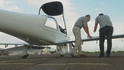 ils ont acheté un avion pour sauver des migrants