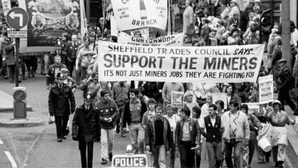  (marche de soutien aux mineurs grévistes en 1984 à Londres © NC)