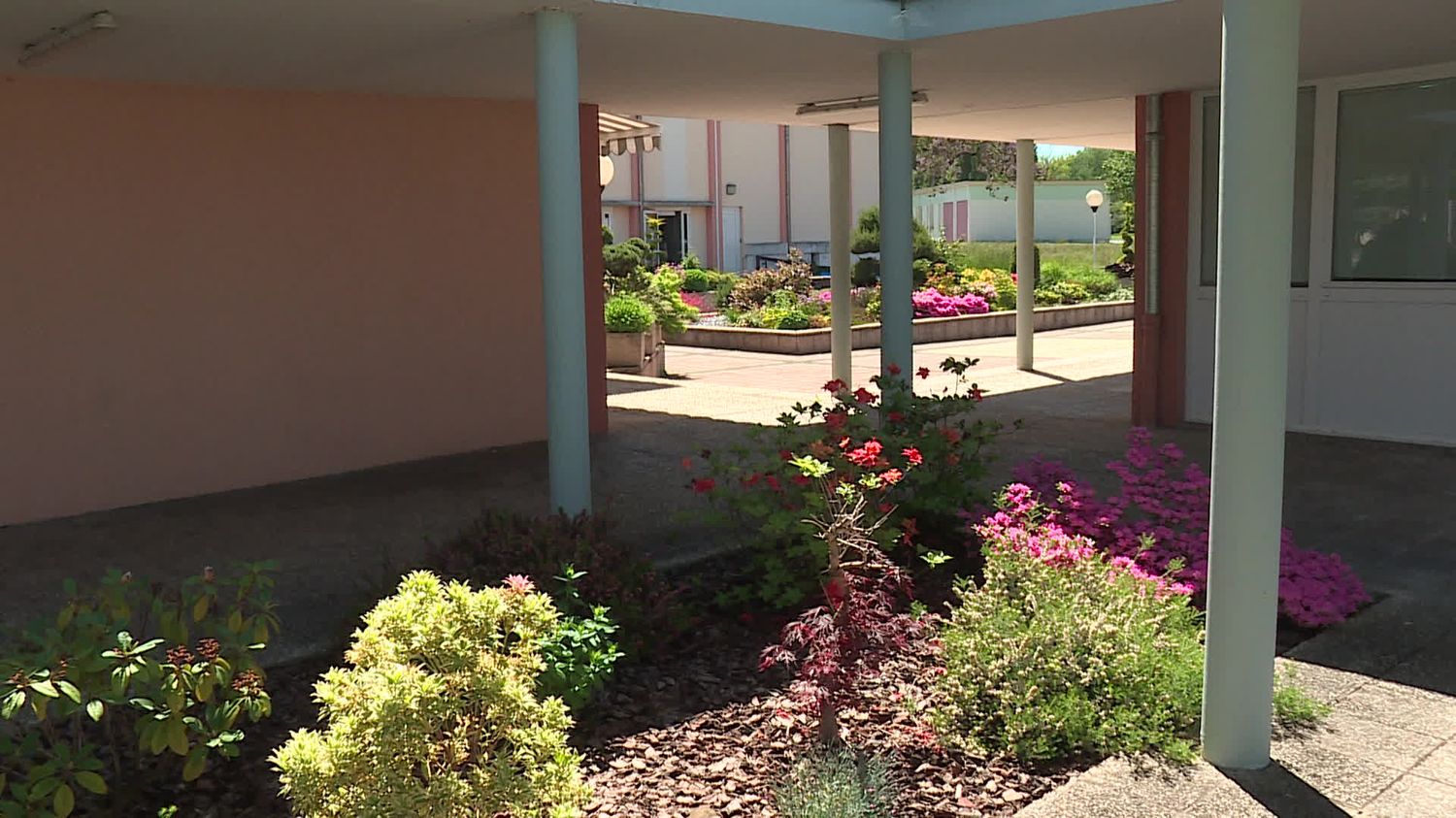 In Sarreguemines, soothing gardens at the hospital center specializing in mental health