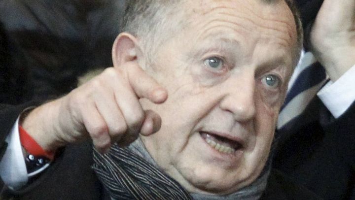 Le pr&eacute;sident de l'Olympique lyonnais, Jean-Michel Aulas, lors du match PSG-Lyon, le 16 d&eacute;cembre 2012. (XAVIER LAINE / GETTY IMAGES)