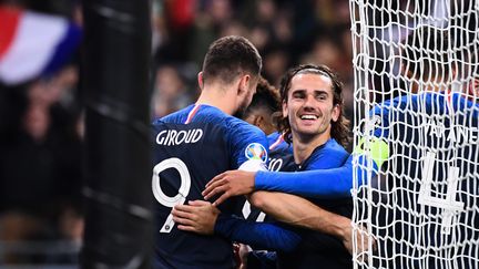 L'équipe de France de football lors d'un match au Stade de France contre la Moldavie, le 14 novembre 2019.&nbsp; (FRANCK FIFE / AFP)