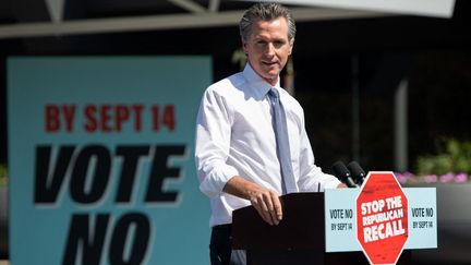 Le&nbsp;gouverneur de Californie, Gavin Newsom,&nbsp;lors d'un discours à San Leandro (Etats-Unis), le 8 septembre 2021. (SAUL LOEB / AFP)