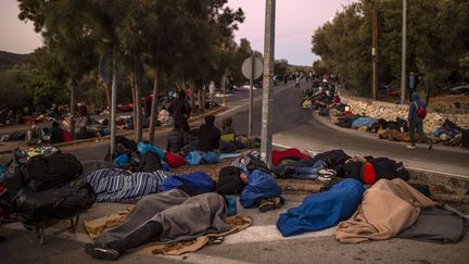 Grèce : à Lesbos, les migrants livrés à leur sort