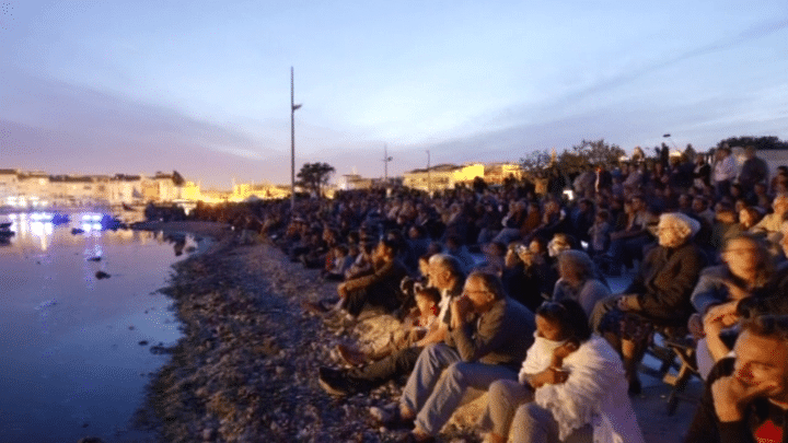 Tous les événements culturels organisés pour Marseille Provence 2013 ont généré plus de 8 millions de visiteurs 
 (France 3)