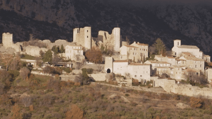 Niché à 1 097 mètres d'altitude, Bargème est le plus haut village du Var. Son histoire remonte à l'époque médiévale et il est classé parmi les plus beaux villages de France. De quoi charmer les touristes.