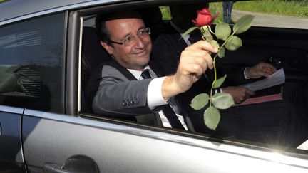 Fran&ccedil;ois Hollande, le 11 mai 2012, &agrave; Tulle (Corr&egrave;ze). (JEAN-PIERRE MULLER / AFP)