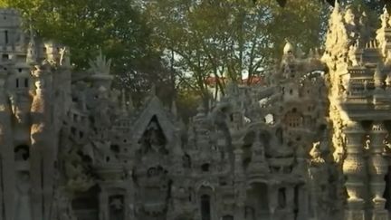 Le palais du facteur Cheval dans la Drôme (Capture d'écran France 2)