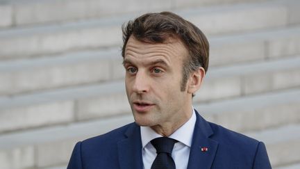 Présidentielle 2022 : Emmanuel Macron consolide son avance dans les sondages, Marine Le Pen tient sa place